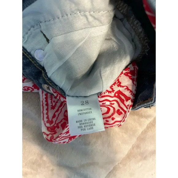 Altar'd State Jorts Size 28 Denim Jean Shorts Bandana Belt Frayed Hem - Picture 7 of 12